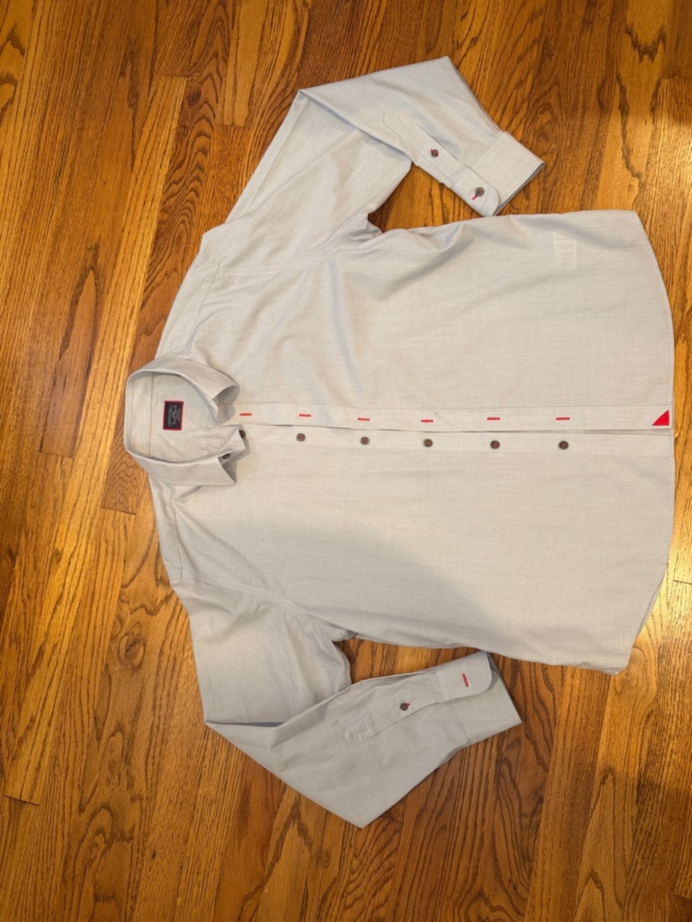 Men’s UNTUCKit dress shirt